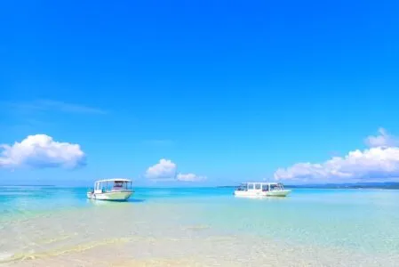 ★春の特別SALE【石垣島/1日】2つの離島を満喫！絶景『幻の島』上陸＋シュノーケリング＆のんびり『竹富島』観光《写真無料＆送迎付き》