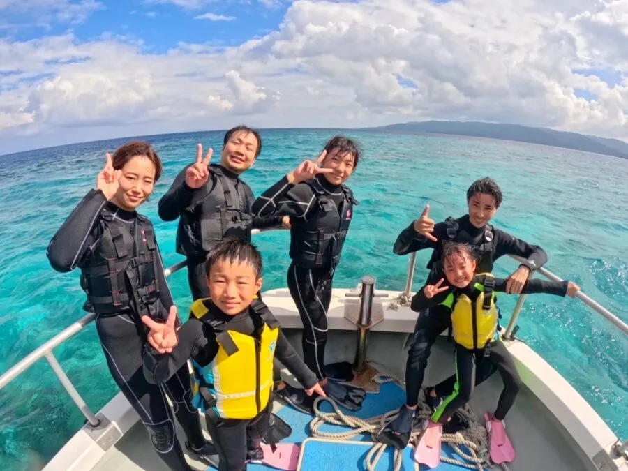 【ツアーズ限定割引】西表島⇆石垣島フェリーチケット付き★一度は訪れたい人気スポット『バラス島』シュノーケリング半日コース★写真無料（No.486）