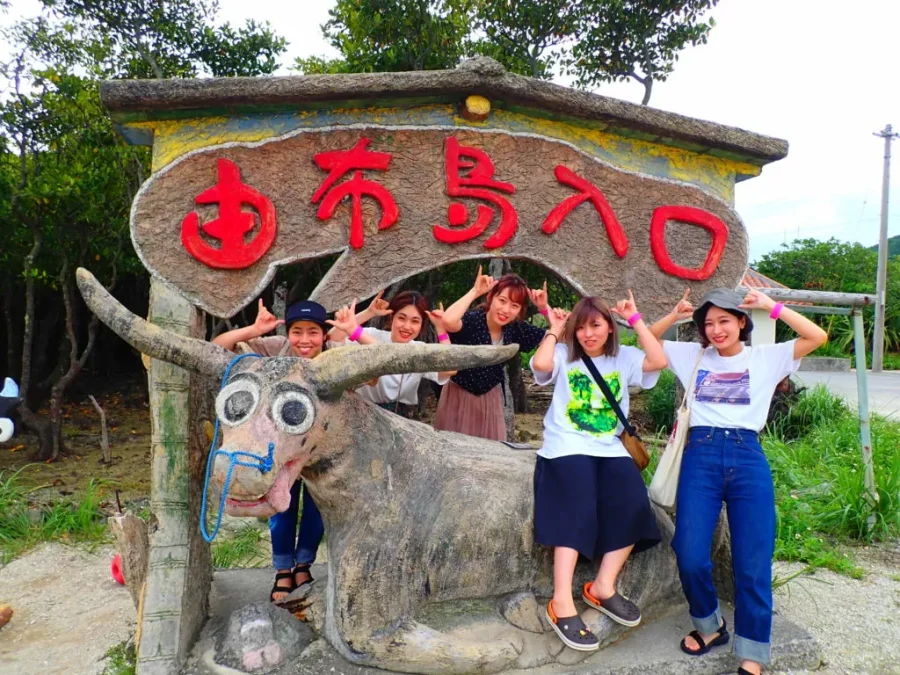【ツアーズ限定割引】西表島⇆石垣島フェリーチケット付き★バラス島シュノーケリング＆『由布島』水牛車観光ツアー★写真無料（No.544）