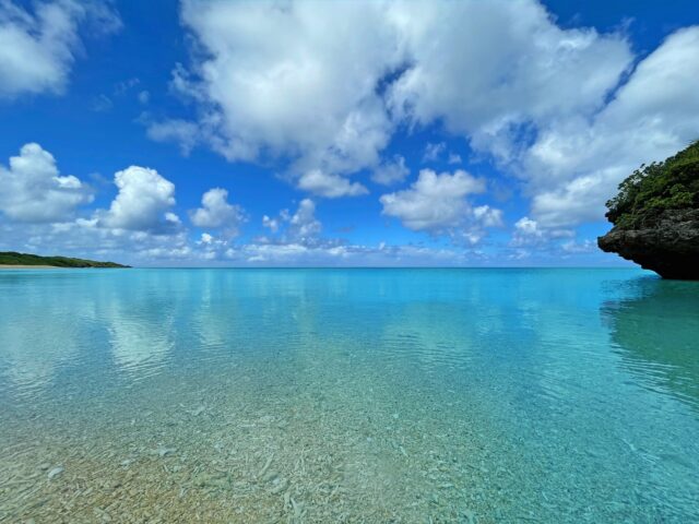 石垣島の極上クリアブルー海サンセットビーチ