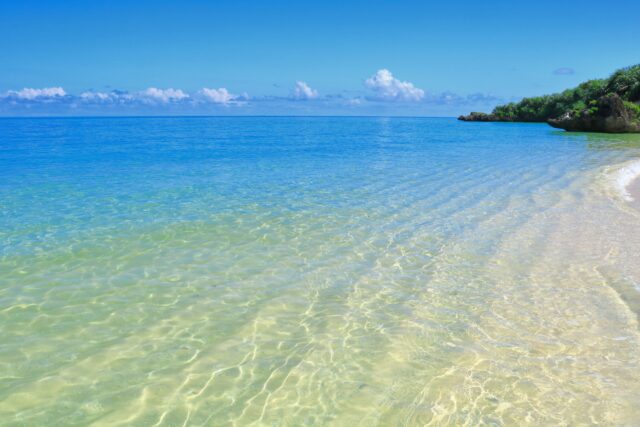石垣島シュノーケルの透明な遠浅