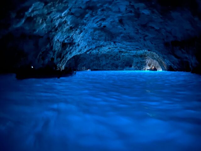 石垣島 青の洞窟